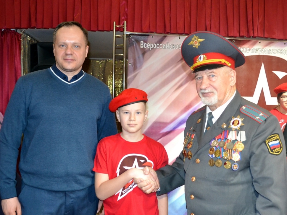 Пополнили ряды юнармейцев jFlOpCL67tw