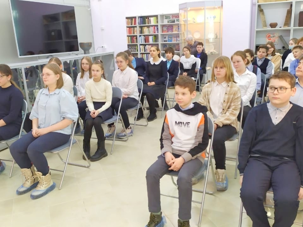 В года старинной нашей славы f9fb45dd-2ad4-4100-8358-a5ae65d0d7f2