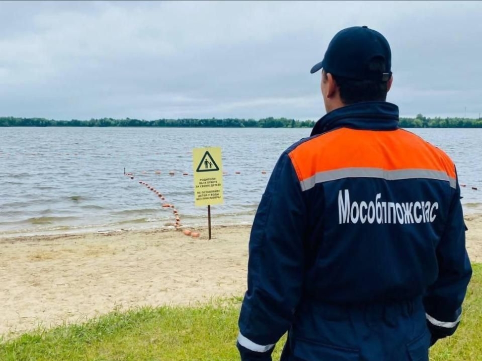 Спасатели напомнили правила безопасного поведения на воде Спасатели напомнили правила безопасного поведения на воде