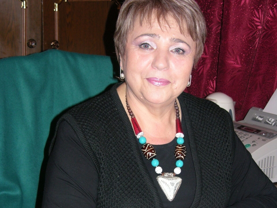 Бессменный директор Дворца культуры «Химик» празднует свой день рождения Бессменный директор Дворца культуры «Химик» празднует свой день рождения