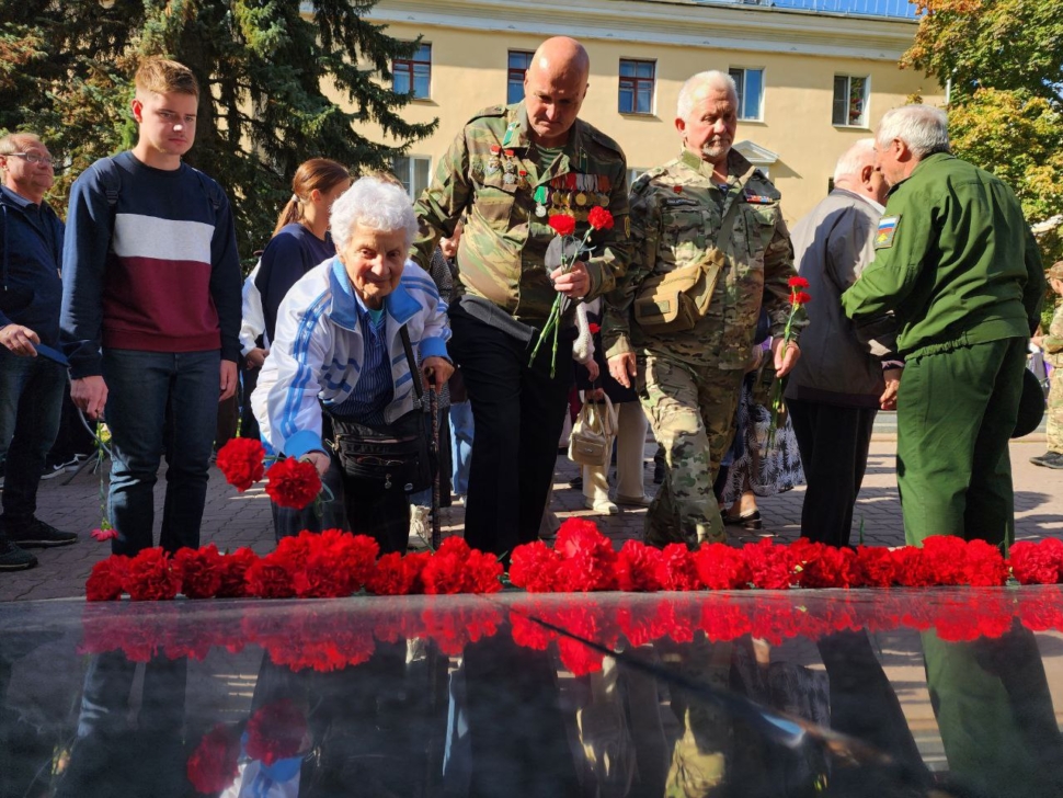В Воскресенске увековечили память еще семерых земляков В Воскресенске увековечили память еще семерых земляков