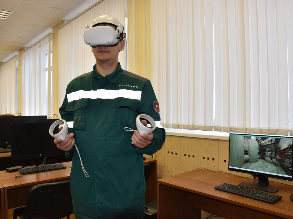 В филиале «ВМУ» внедрен новый VR-тренажер для обучения персонала