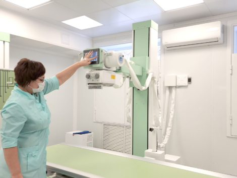 Модернизированные рентген-кабинеты открылись в двух поликлиниках округа