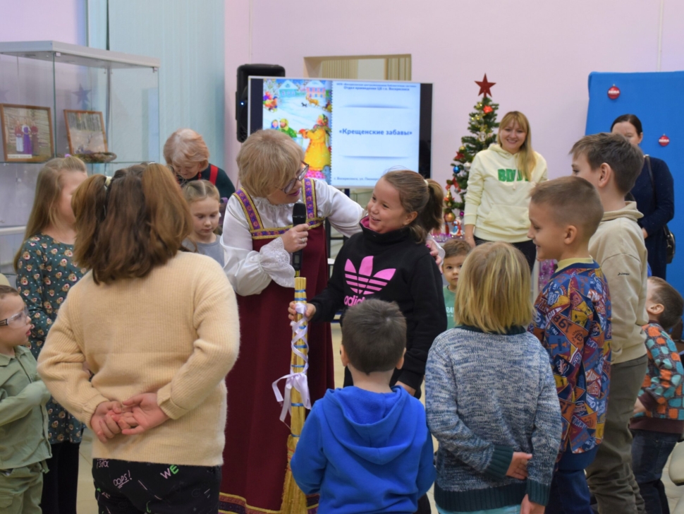 Погадали, поплясали да пряник расписали! Погадали, поплясали да пряник расписали!